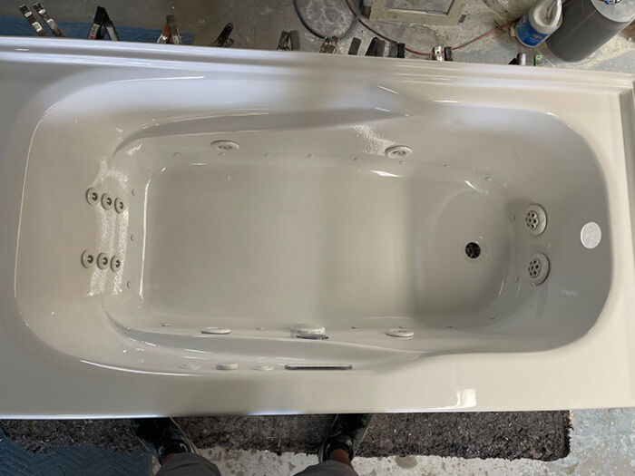 Mystique Jr. 6030 Right Hand Gold Series with Hydro & Air Massage - Size: 60" x 30" x 20" - Jets: 30 Total Jets - Image 3