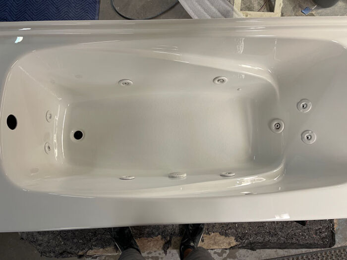 Mystique 6632 Left Hand Silver Series with Hydro Massage - Size: 66" x 32" x 22" - Jets: 9 Water Jets - Image 3