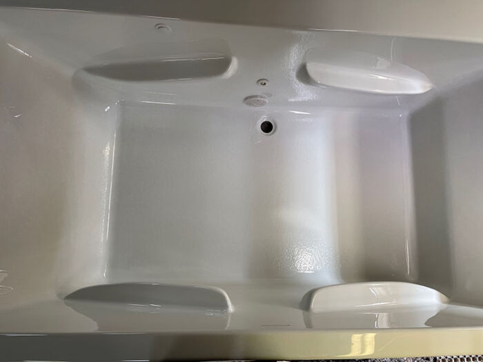 Reward 7242CD Free Standing Heated Soaking Tub, w/ Access Panel - Size: 72" x 42" x 25" - Jets: 2 Recirculation Ports - Image 2