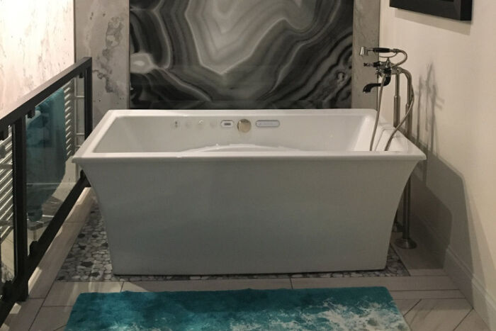 Reward 6636CD Free Standing 30 Jet Series with Hydro & Air Massage, w/ Access Panel - Size: 66" x 36" x 25" - Jets: 30 Total Jets