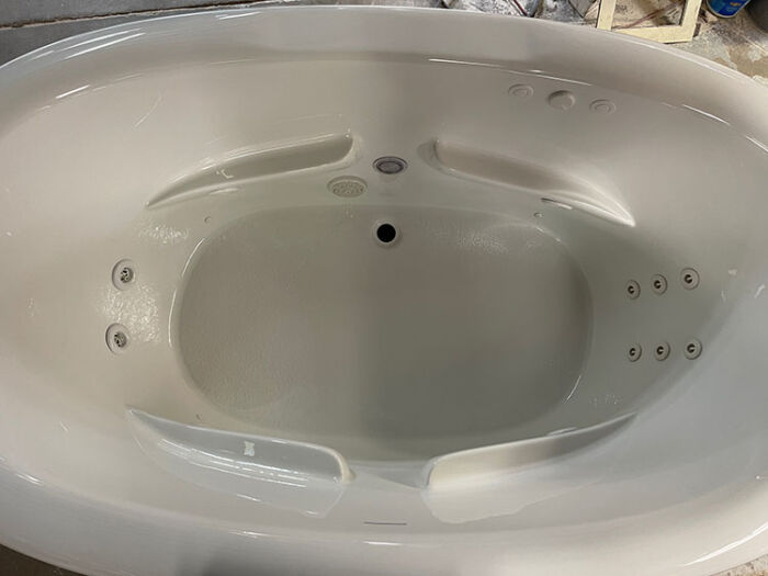 Tahoe 7242SD Free Standing Pedestal 12 Jet Series with Hydro Massage, w/ Access Panel - Size: 72" x 42" x 29" - Jets: 12 Water Jets - Image 2