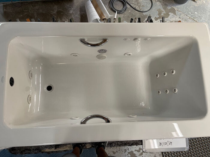 Zen 6032 Gold Series with Hydro Massage - Size: 60" x 32" x 23" - Jets: 12 Water Jets - Image 3