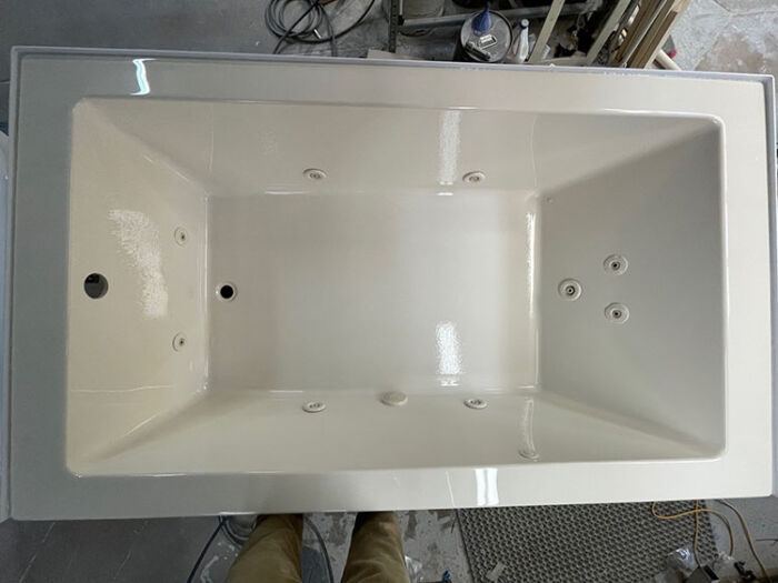 Zen 7242 Silver Series with Hydro Massage - Size: 72" x 42" x 23" - Jets: 9 Water Jets - Image 3